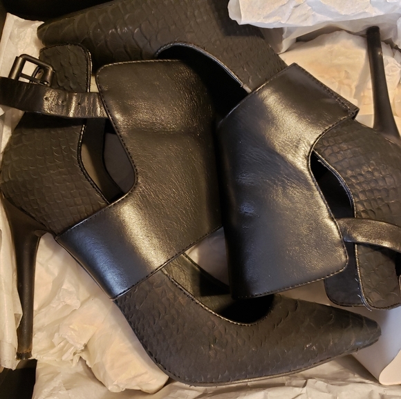 Kenneth Cole Shoes - Kenneth Cole Ankle Stilettos